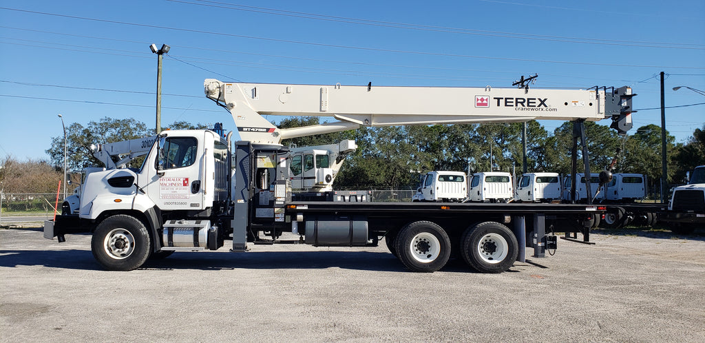 2015 Terex BT4792 on a Freightliner 108SD
